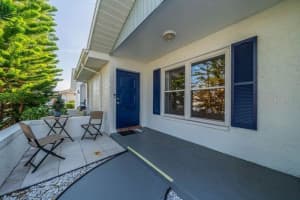 325 CLUB MANOR DRIVE, SUN CITY CENTER, FL 33573 Sold 03/17/25