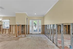 8708 THORNWOOD LANE, TAMPA, FL 33615 Sold 03/11/25