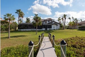 6164 9TH AVENUE CIRCLE, BRADENTON, FL 34212 Sold 02/24/25