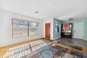 2000 6TH PLACE, LARGO, FL 33770 Sold 04/07/25
