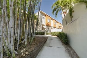 843 3RD AVENUE, ST PETERSBURG, FL 33701 Sold 02/28/25