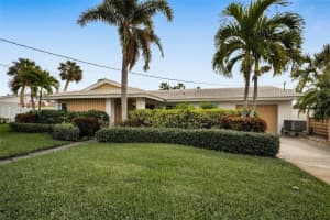 1386 40TH AVENUE, SAINT PETERSBURG, FL 33703 Sold 06/05/25