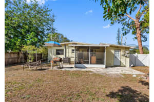 538 SOUTHWEST BOULEVARD, SAINT PETERSBURG, FL 33703 Sold 09/02/25