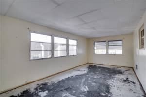 5245 PARK STREET, ST PETERSBURG, FL 33709 Sold 01/10/25