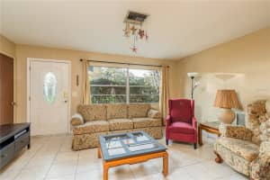 1413 VIRGINIA LANE, CLEARWATER, FL 33759 Sold 04/10/25