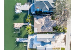 715 BAY ESPLANADE, CLEARWATER BEACH, FL 33767 Sold 01/10/25