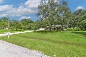31435 HUNT CLUB LANE, WESLEY CHAPEL, FL 33543 Sold 02/19/25