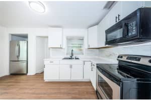601 PARIS AVENUE, ST PETERSBURG, FL 33701 Sold 09/11/25