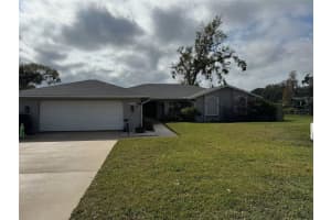 3922 Lake Joyce Dr, LAND O LAKES