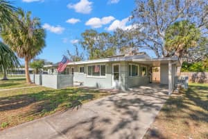 695 SUNSET DRIVE, TARPON SPRINGS, FL 34689 Sold 03/05/25