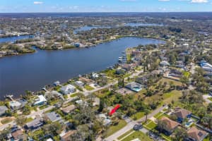 695 SUNSET DRIVE, TARPON SPRINGS, FL 34689 Sold 03/05/25