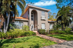 1388 BRIGHTWATERS BOULEVARD, SAINT PETERSBURG, FL 33704 Sold 06/27/25
