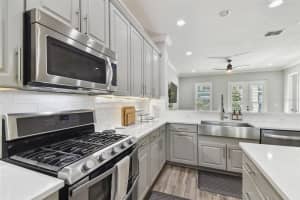 1807 AZEELE STREET, TAMPA, FL 33606 Sold 04/16/25