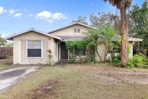 911 KIRKCALDY WAY, VALRICO, FL 33594 Sold 01/17/25
