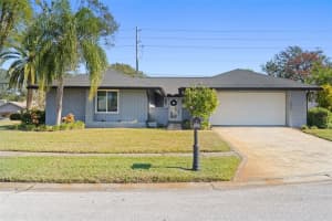 10039 LINDEN PLACE DRIVE, SEMINOLE, FL 33776 Sold 04/30/25