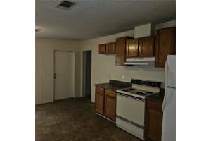 606 OCEAN MIST COURT, RUSKIN, FL 33570 Sold 02/25/25