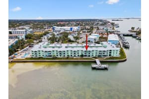 464 PAULA DRIVE, DUNEDIN, FL 34698 Sold 07/10/25