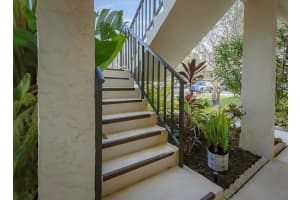 2400 WINDING CREEK BOULEVARD, CLEARWATER, FL 33761 Sold 02/18/25