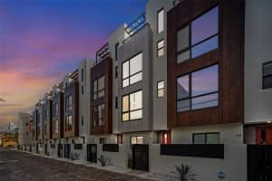 146 8TH STREET, SAINT PETERSBURG, FL 33701 Sold 03/25/25