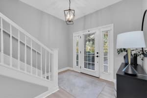 6323 VISTA VERDE DRIVE, SAINT PETERSBURG, FL 33707 Sold 02/04/25