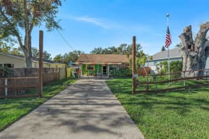 1723 INDIANA STREET, DUNEDIN, FL 34698 Sold 03/12/25