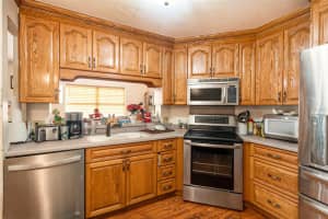 6726 SHERIDAN ROAD, TAMPA, FL 33611 Sold 06/30/25