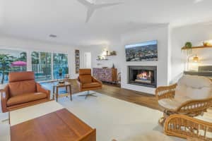 1443 46TH AVENUE, SAINT PETERSBURG, FL 33703 Sold 02/04/25