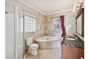 2201 30TH AVENUE, SAINT PETERSBURG, FL 33713 Sold 08/15/25