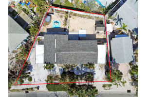 200 140TH AVENUE, MADEIRA BEACH, FL 33708 Sold 02/28/25