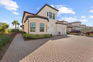 10043 CROOKED CREEK DRIVE, VENICE, FL 34293 - MLS#MFRTB8334430
