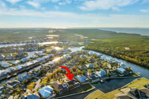 805 ISLEBAY DRIVE, APOLLO BEACH, FL 33572 Sold 06/02/25