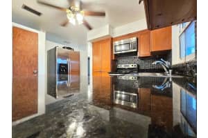 901 44TH AVENUE, SAINT PETERSBURG, FL 33703 Sold 04/02/25