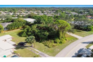 109 EASY STREET, SEBASTIAN, FL 32958 - MLS#MFRTB8334530
