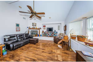 7837 TIBURON DRIVE, LARGO, FL 33773 Sold 04/25/25