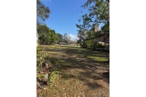 UPTON CT S, ST PETERSBURG, FL 33712 - MLS#MFRTB8334555