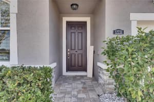 12231 STREAMBED DRIVE, RIVERVIEW, FL 33579 Sold 04/09/25