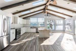 12417 84TH WAY, LARGO, FL 33773 - MLS#MFRTB8334690