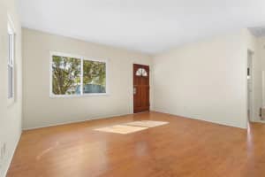 6415 SANDPIPER WAY, SAINT PETERSBURG, FL 33707 Sold 02/21/25