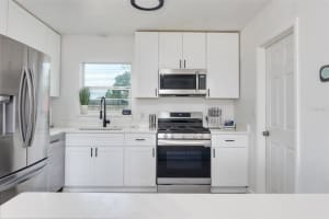 8615 MAGNOLIA DRIVE, SEMINOLE, FL 33777 Sold 05/22/25