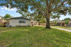 8253 137TH LANE, SEMINOLE, FL 33776 Sold 03/18/25