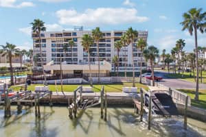 401 150TH AVENUE, MADEIRA BEACH, FL 33708 Sold 02/20/25