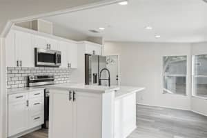 8114 OSBORNE LANE, LAKELAND, FL 33809 Sold 04/22/25