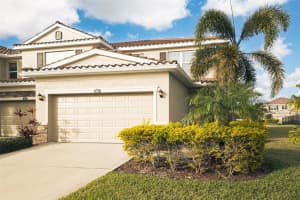 561 52ND TERRACE, SAINT PETERSBURG, FL 33703 Sold 02/20/25