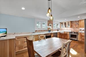 420 WILDWOOD WAY, BELLEAIR, FL 33756 Sold 02/24/25