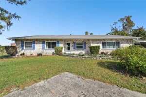 304 10TH STREET, RUSKIN, FL 33570 Sold 01/30/25