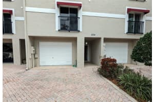 1614 POINT PLEASANT AVENUE, BRADENTON, FL 34205 Sold 03/28/25