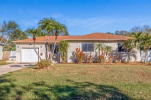 4111 32ND AVENUE, SAINT PETERSBURG, FL 33713 Sold 02/27/25