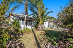 7923 GULF WAY, HUDSON, FL 34667 Sold 01/21/25