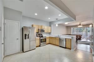 4950 Pond Ridge Dr Riverview, FL 33578 - Off Market