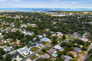 701 25TH STREET, LARGO, FL 33770 Sold 03/19/25